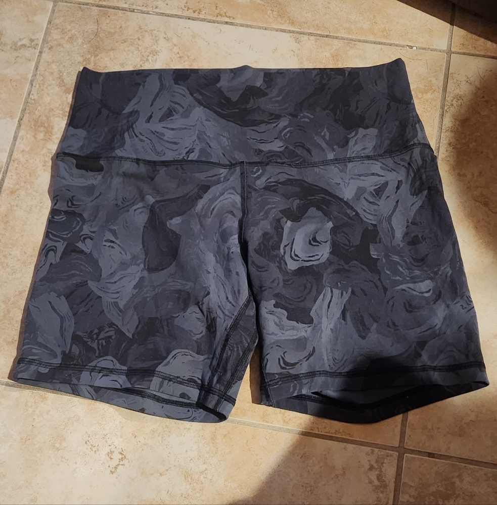 lululemon athletica Black Patterned Bike Shorts